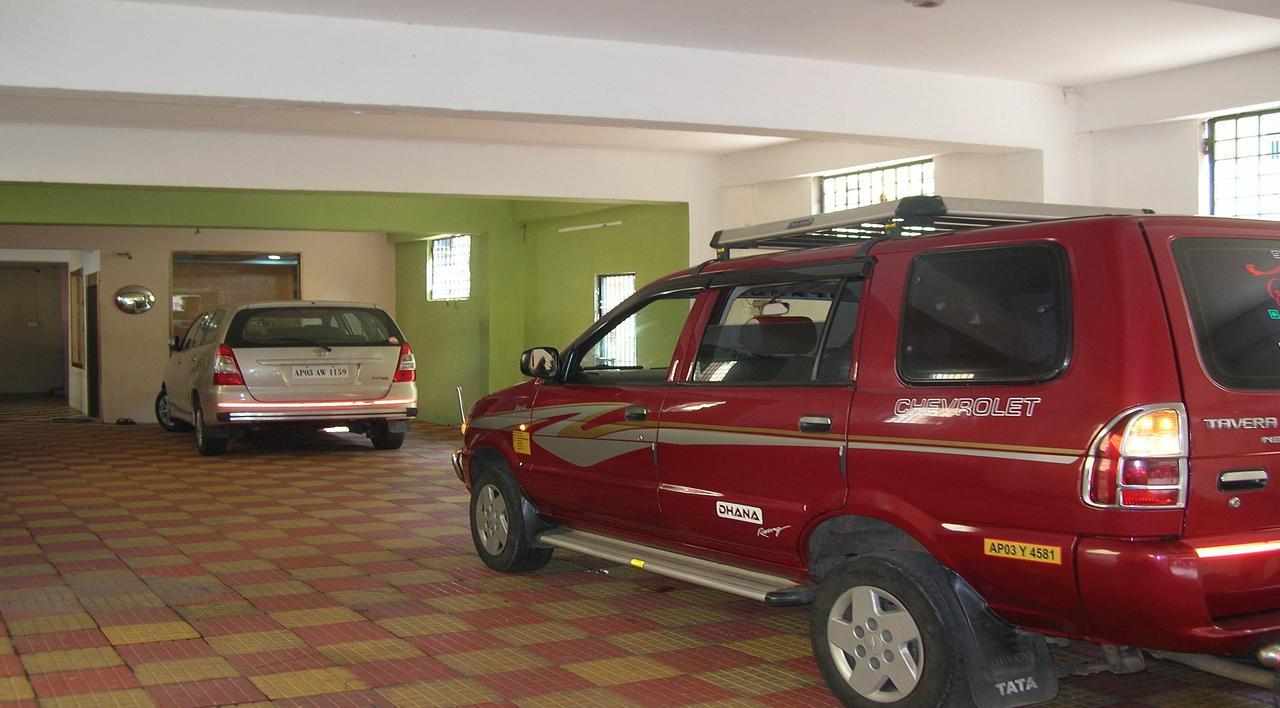 Ssb Residency Hotel Tirupati Exterior foto