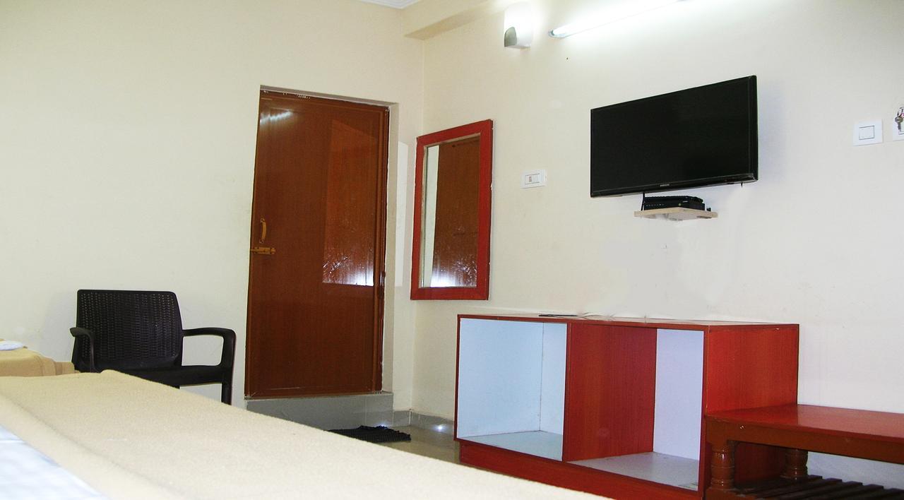 Ssb Residency Hotel Tirupati Exterior foto