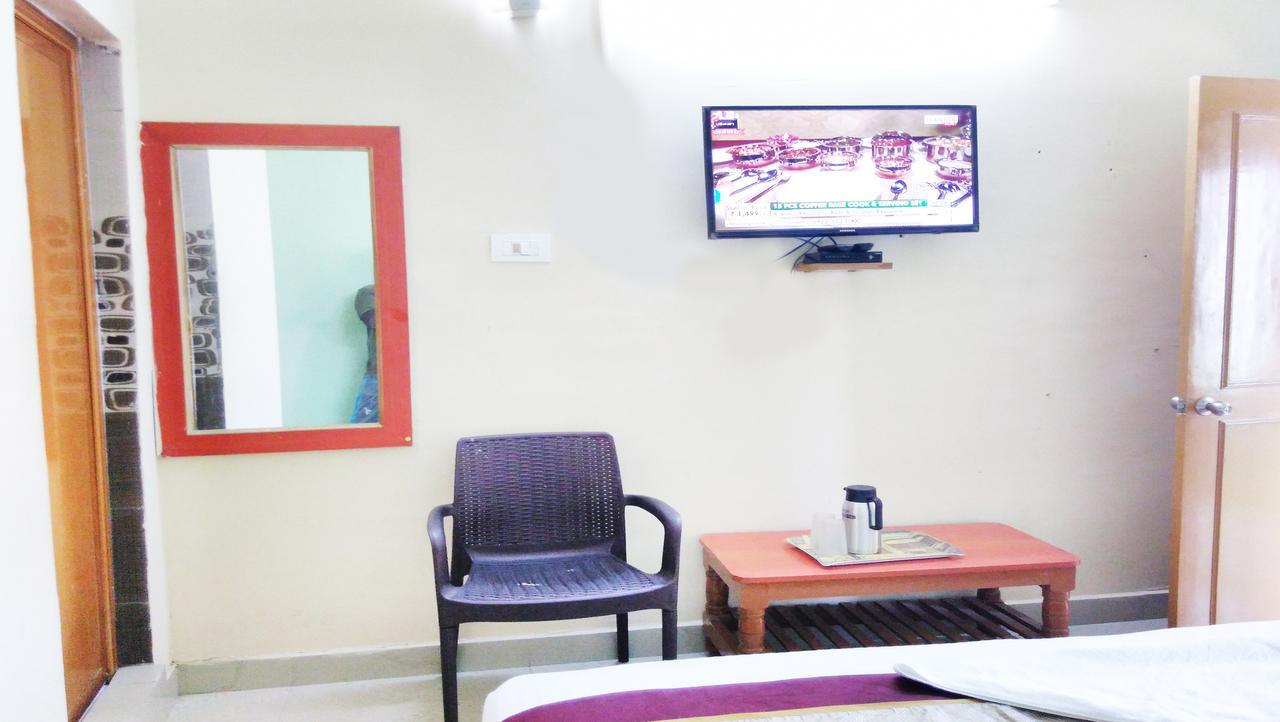Ssb Residency Hotel Tirupati Exterior foto