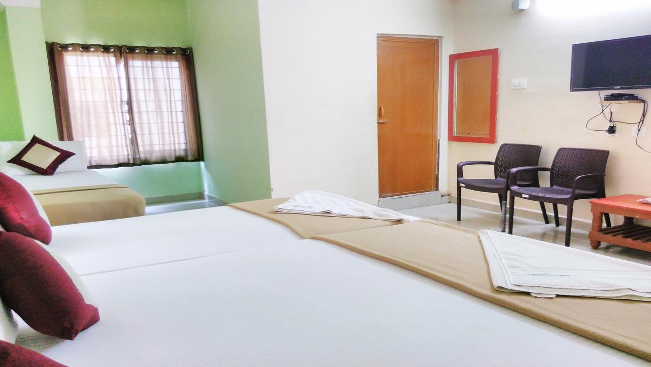 Ssb Residency Hotel Tirupati Exterior foto